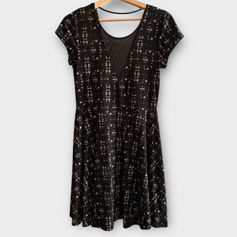 Urban Outfitters Kimchi Blue Black White Fit Flare Mini Dress Nylon Spandex